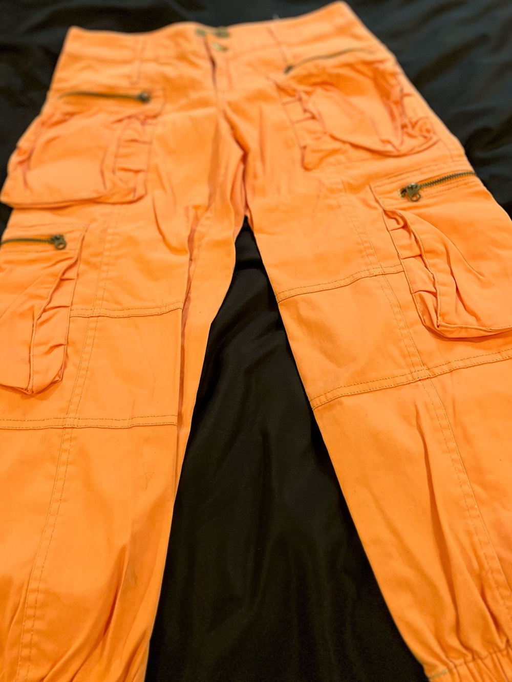 NWOT*XOXO Cargo Pants w Multiple Pockets Size 3/4*Orange
